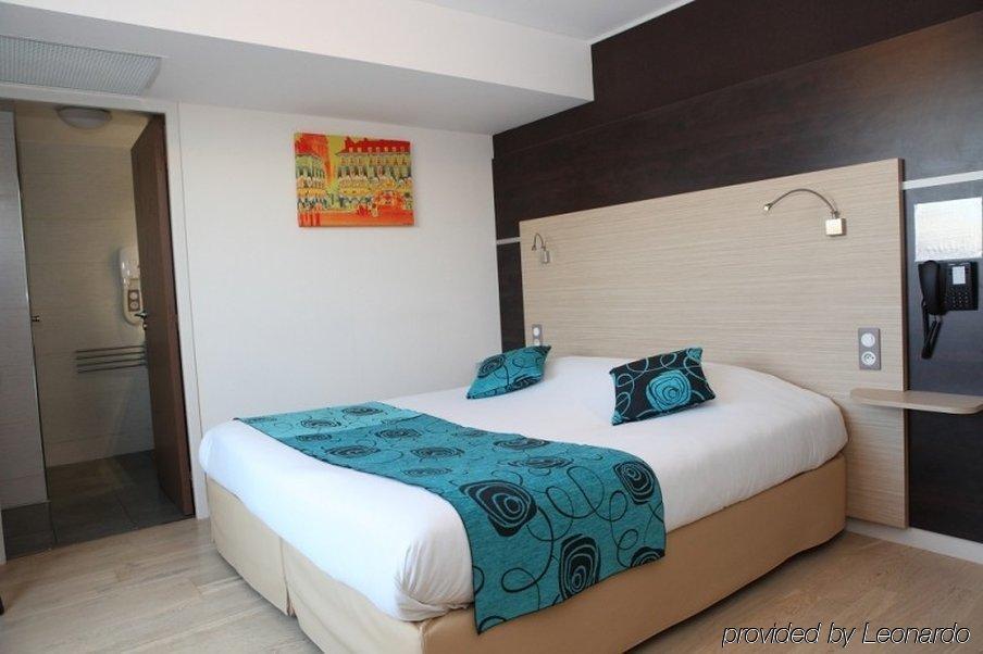 Hotel Belfort Нант Номер фото